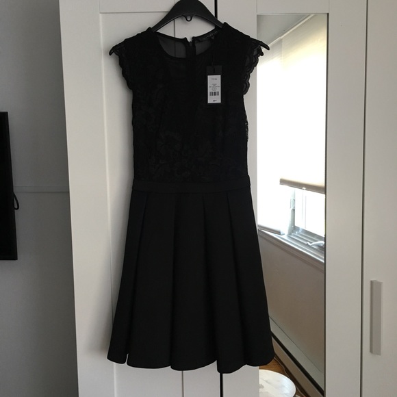 Dynamite lace flare dress Brand New - Picture 8 of 8